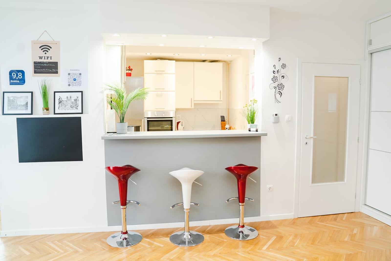 Casa De Dinca, 2 Bedroom, Big Balcony, Free Parking Zone ซาเกร็บ ภายนอก รูปภาพ